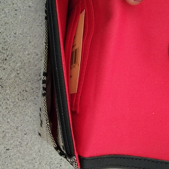 Dooney & Bourke wristlet wallet - Picture 6 of 10